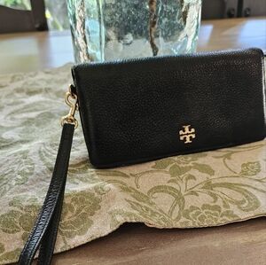 Tory Burch wallet